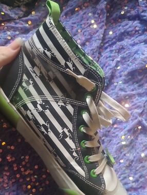Beetle Juice High-Top Skate Sneaker - Black & Green